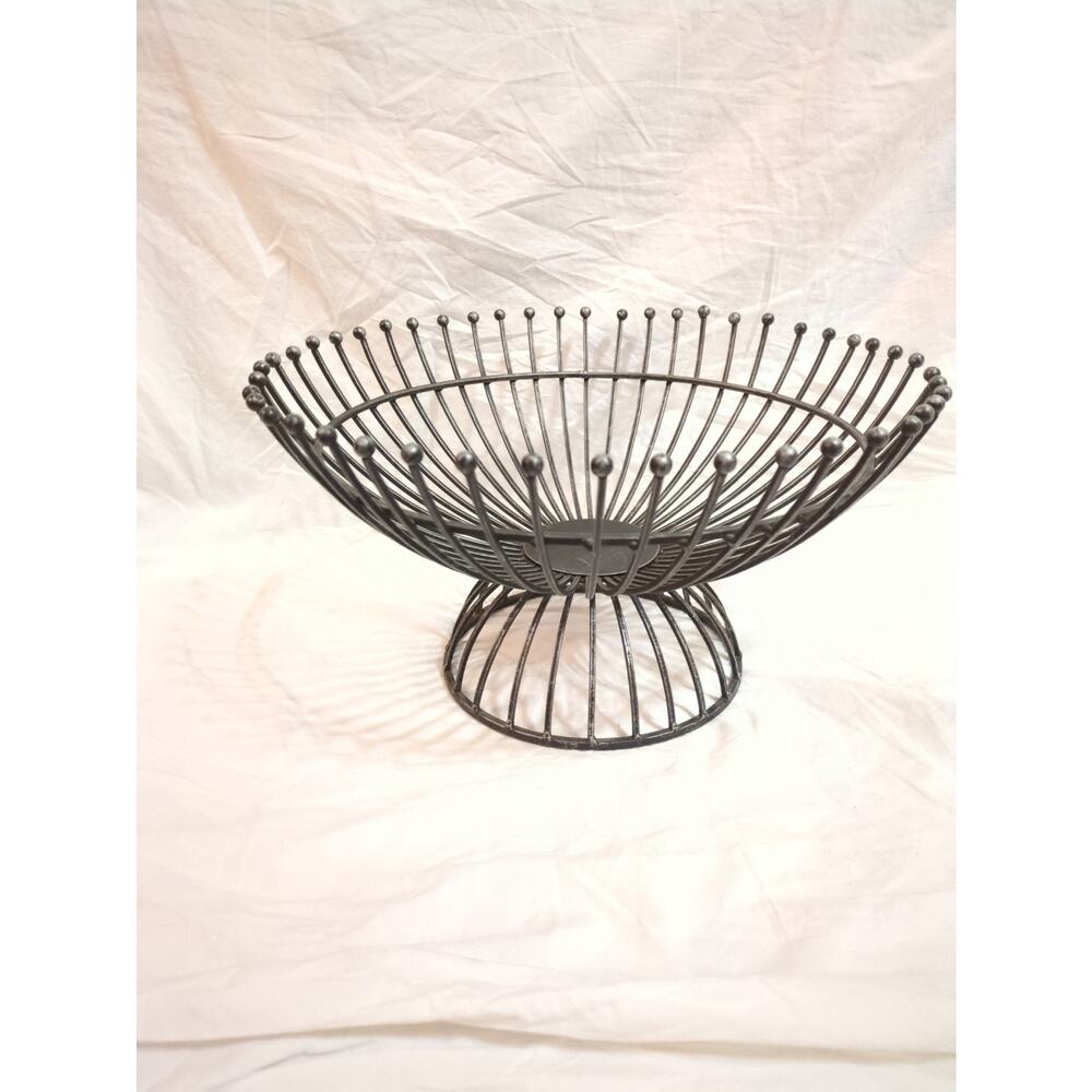 MCM Brutalist Style Minimalist Wire Large Fruit Basket Decorative pedestal Bowl